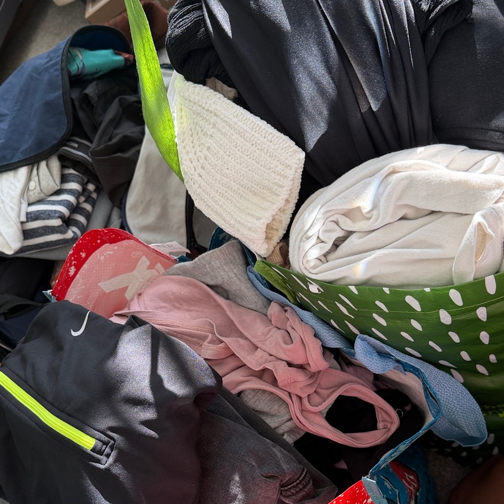 Donating all clothes to a homeless shelter for youth in my area ! Send offers !